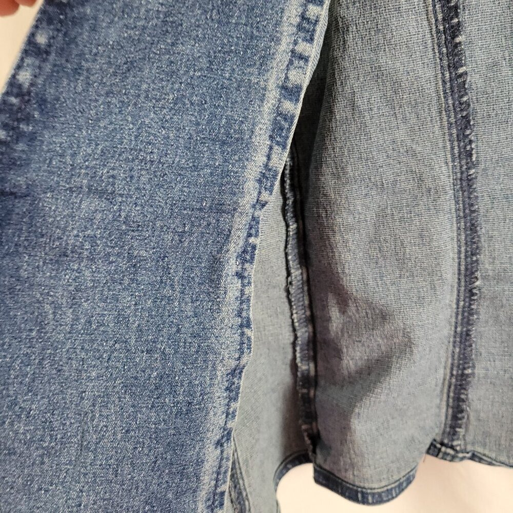DG2 Diane Gilman Vest Denim embellished Grommets studs blue Medium Retro Y2K - Picture 5 of 10